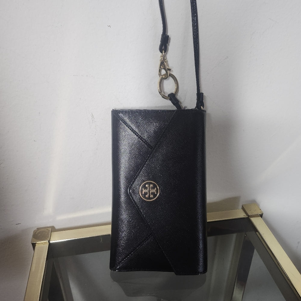 Like New Black Tory Burch Wallet